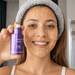 Modelo usando Medicube Retinol NMN Boosting Serum 30ml