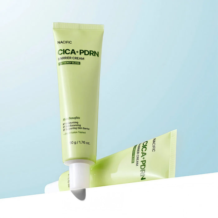 Nacific Cica+PDRN Barrier Cream sobre fondo celeste, con un envase de pie y otro acostado.
